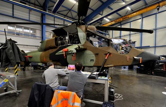 飞机材质进化论：从木材到碳纤维复合材料